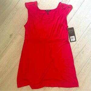 Daisy Fuentes Red Sleeveless Top